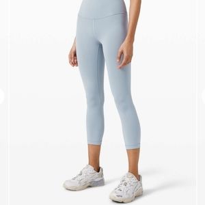 NWOT Lululemon Wunder Train HR Crop 21"